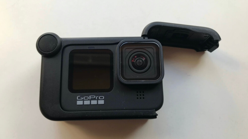 GoPro HERO9用メディアモジュラーを本体に装着
