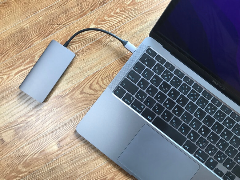 PC/タブレット PC周辺機器 愛用品】MacBook Airに欠かせないおすすめアクセサリー5選 | ナシタカ 
