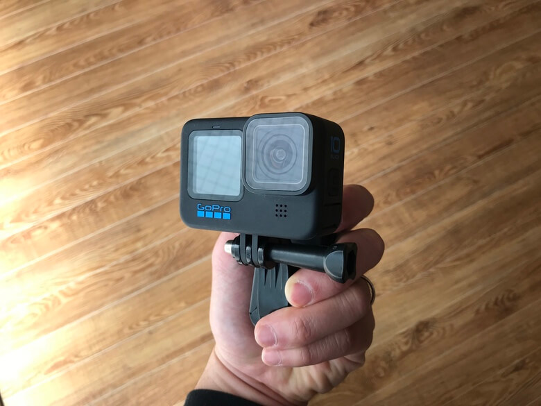 GoPro HERO10にマグネット付きスイベルクリップ装着