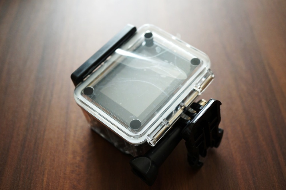 elephone-explorer-x24.JPG Elephone explorer xの防水ケースのディスプレイ側