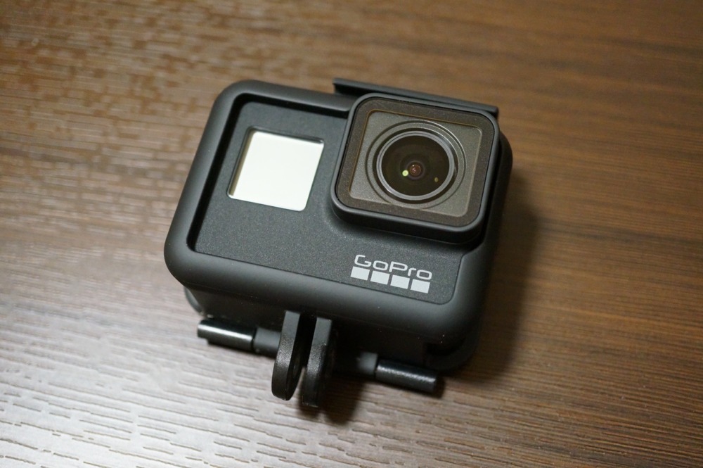 HERO7 Blackã«ãã£ã€ãŒãã®ãã¬ãŒã ã±ãŒã¹ãè£
ç