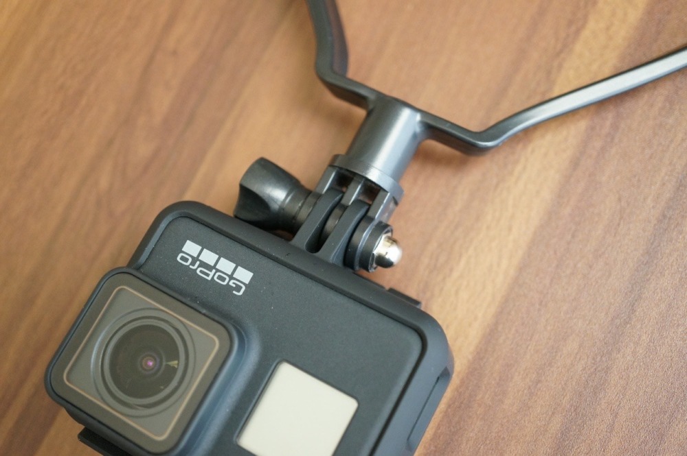 GoProネックマウントのネジ部分