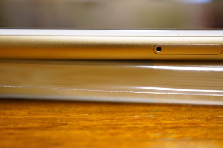 MDノートとiPhone6Plusの厚み比較