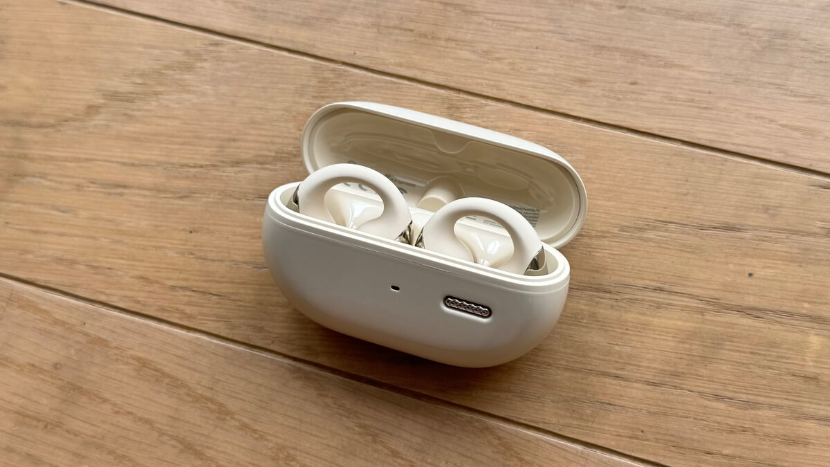 SOUNDPEATS CCイヤーカフイヤホンをケースに収納