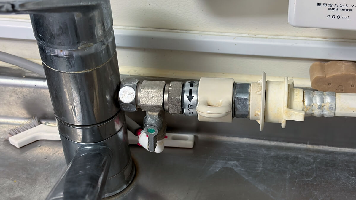 食洗機を分岐水栓で使うための給水まわり