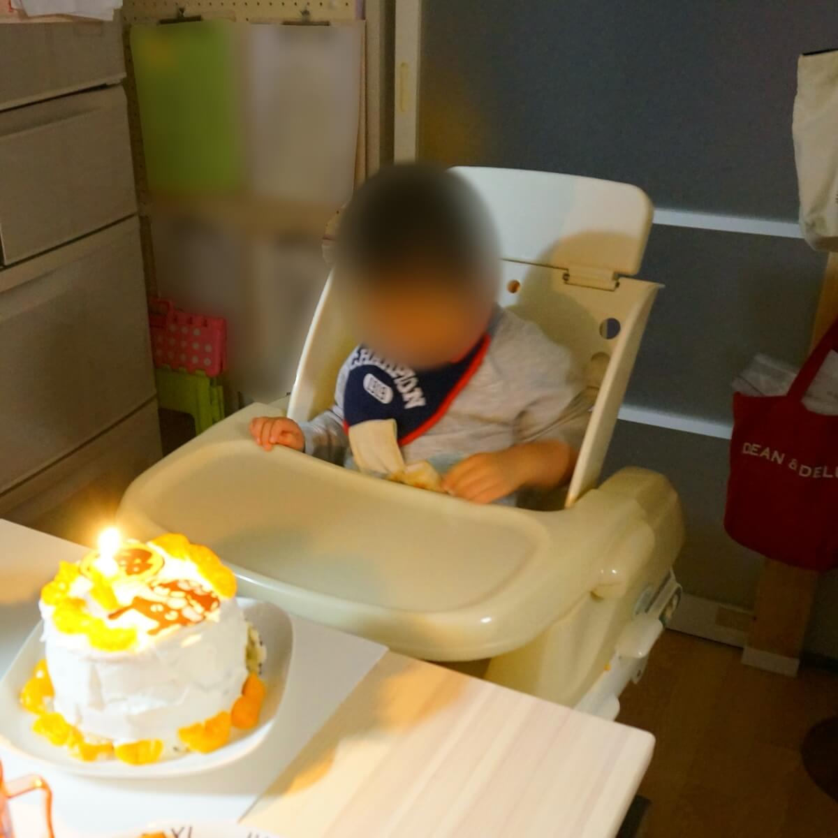 電動ハイローチェアを子どもの椅子として使っている実体験写真